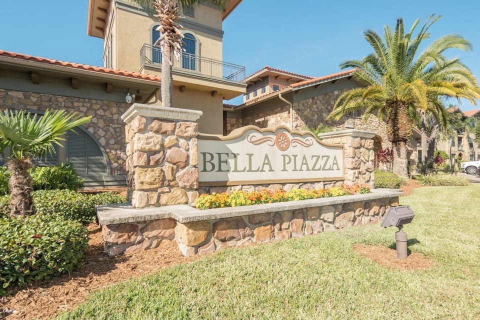 Condo, 3 Bedrooms | Property grounds