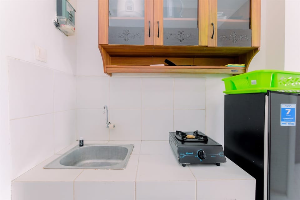 Standard Apartment, 2 Bedrooms | Private kitchen