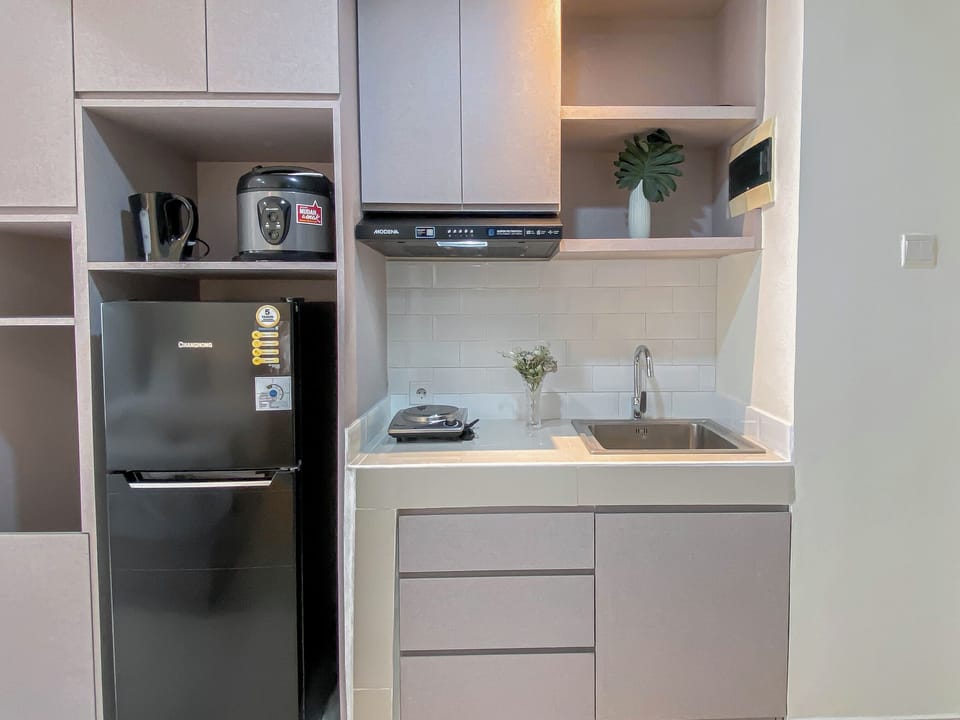 Standard Studio, 1 Bedroom | Private kitchen