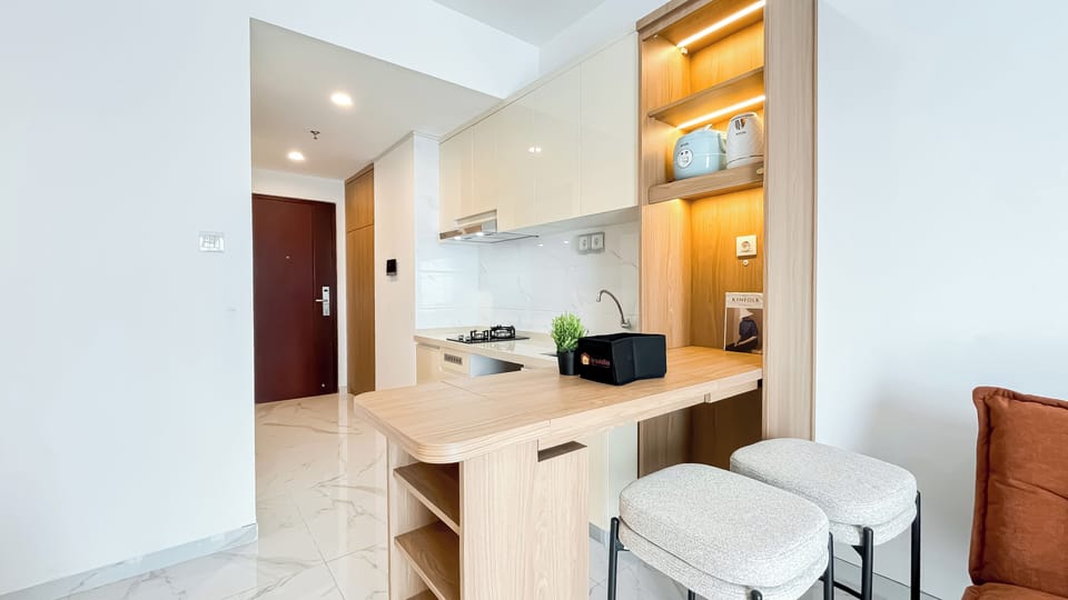 Standard Apartment, 2 Bedrooms | Dining room