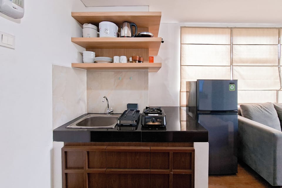 Standard Apartment, 2 Bedrooms | Private kitchen