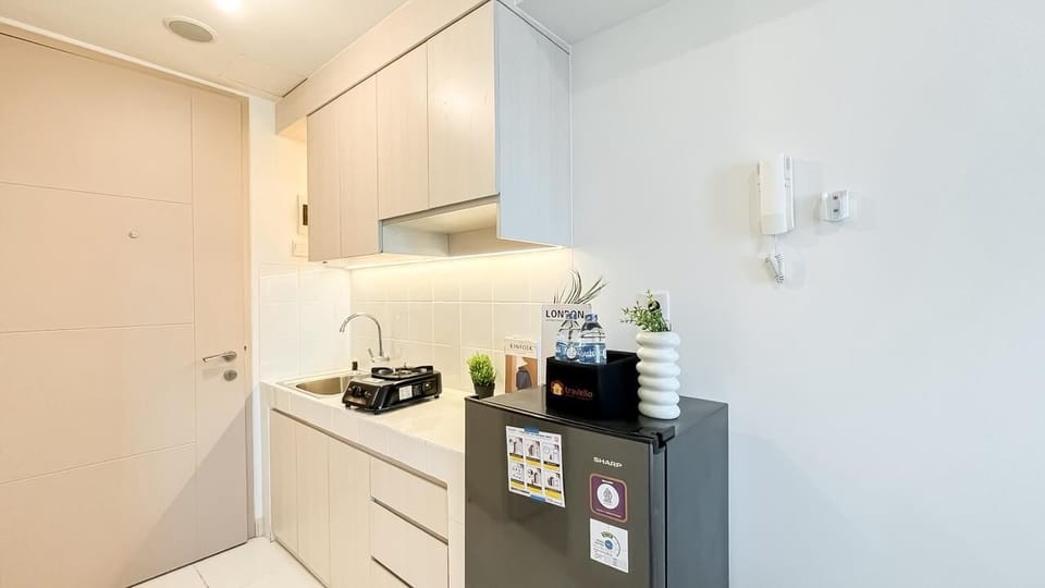 Standard Studio, 1 Bedroom | Private kitchen