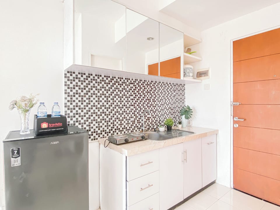 Standard Studio, 1 Bedroom | Private kitchen