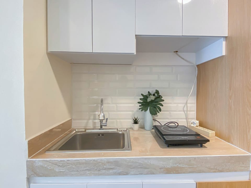 Standard Apartment, 2 Bedrooms | Private kitchenette
