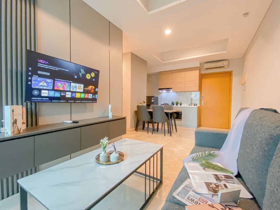 Standard Apartment, 2 Bedrooms | Living room