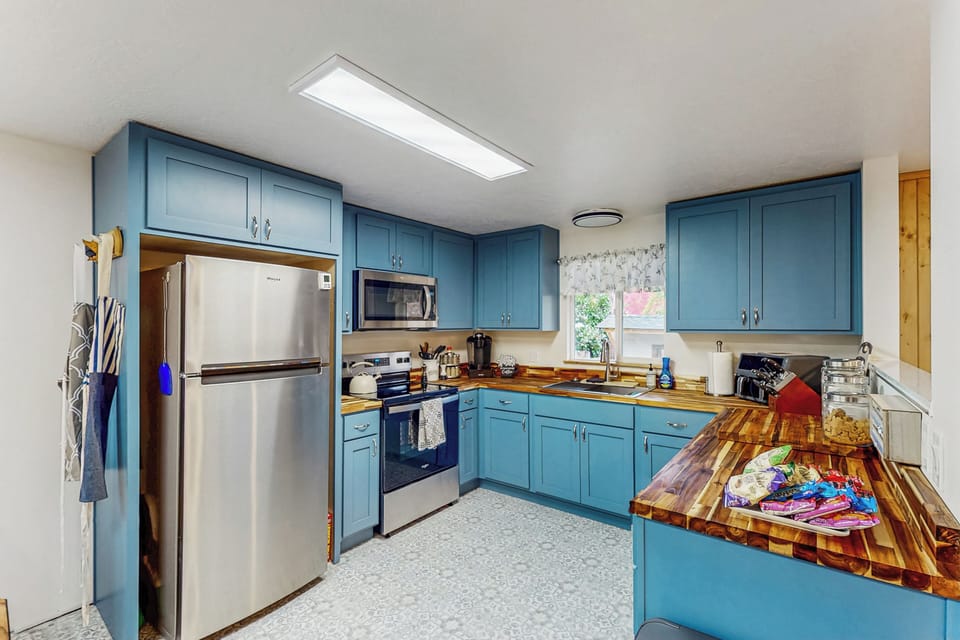 House (3 Bedrooms) | Interior