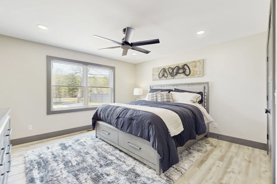 House (3 Bedrooms) | Interior