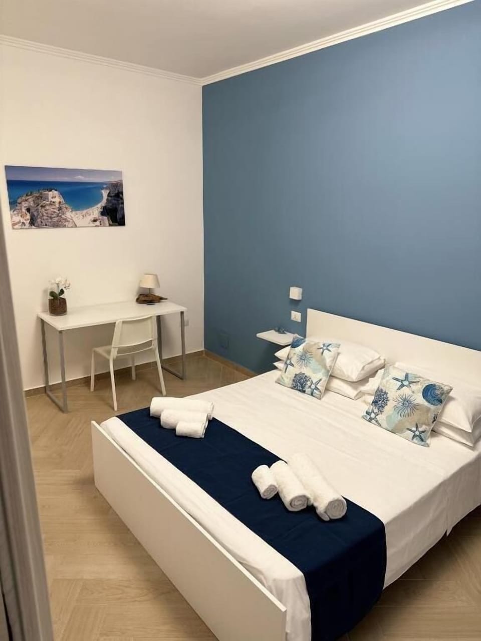 Economy Double Room, Courtyard View | Premium bedding, down comforters, in-room safe, desk