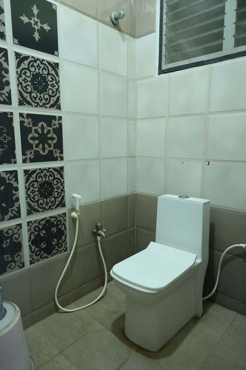 Classic Double Room | Bathroom | Shower, towels