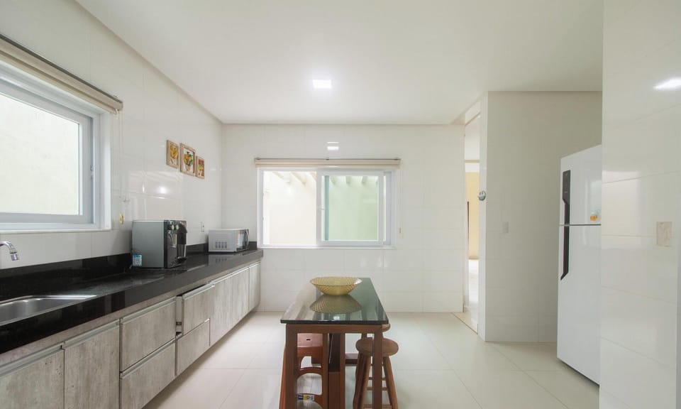 Basic Apartment | Private kitchen