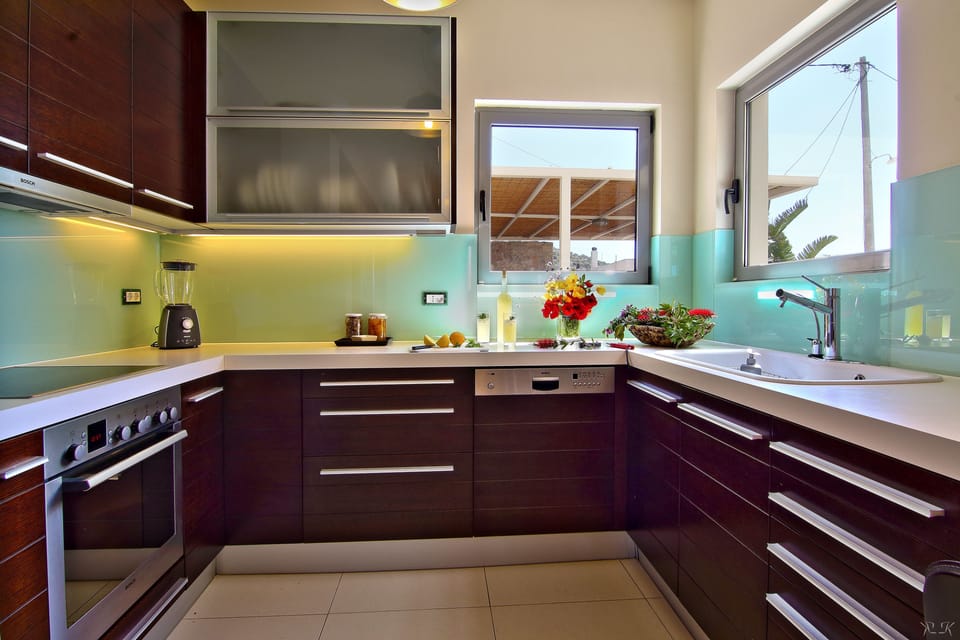 Villa, 4 Bedrooms, Private Pool, Sea View | Private kitchen | Full-size fridge, microwave, oven, stovetop