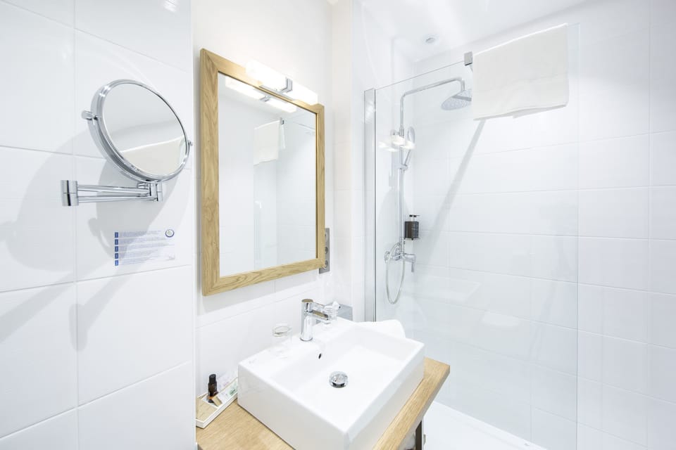 Free toiletries, hair dryer, towels