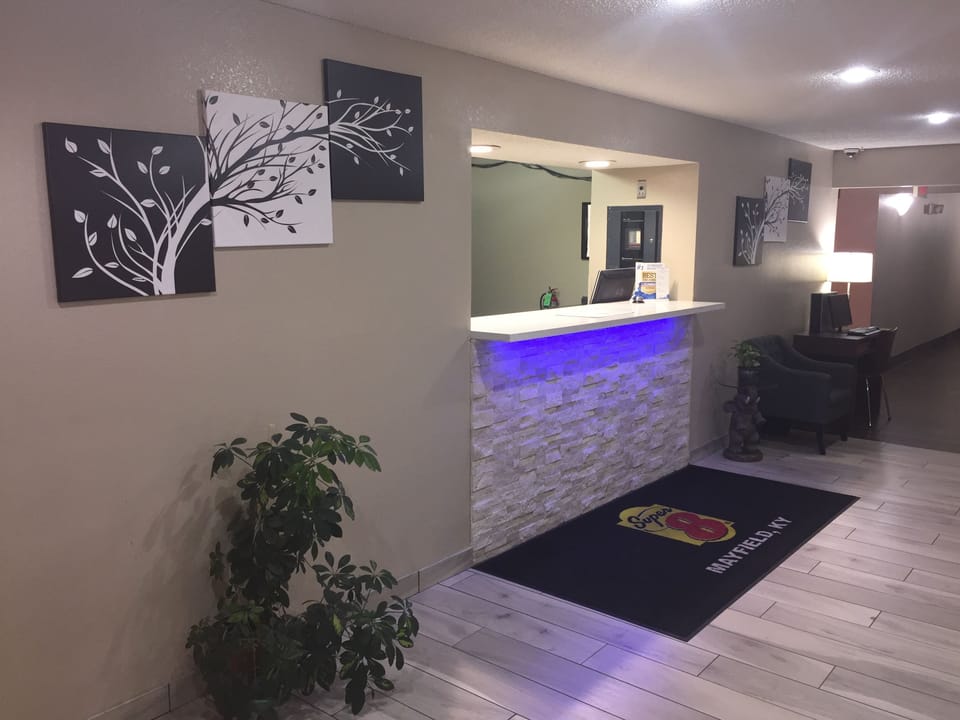 Check-in/check-out kiosk