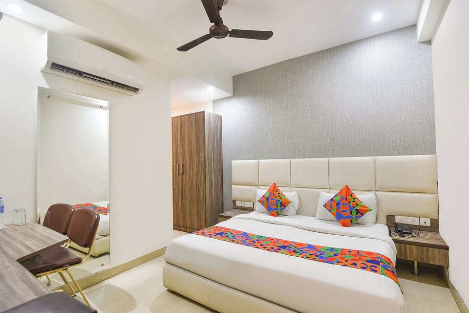 Premium Room | Egyptian cotton sheets, premium bedding, in-room safe, free WiFi