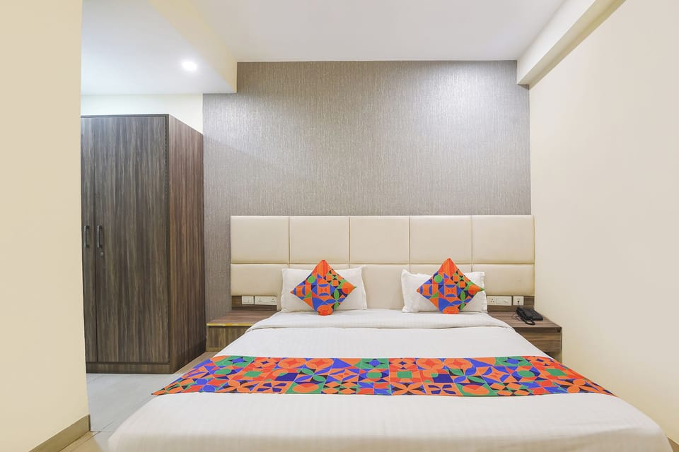 Premium Room | Egyptian cotton sheets, premium bedding, in-room safe, free WiFi