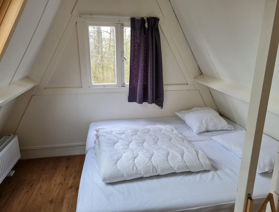 Peaceful Ardennes Getaway for 4 Guests Chalet in Belgium