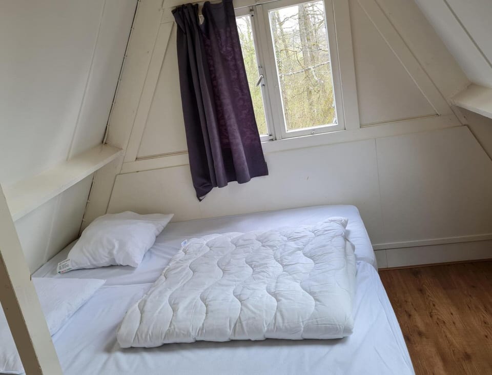 Peaceful Ardennes Getaway for 4 Guests Chalet in Belgium