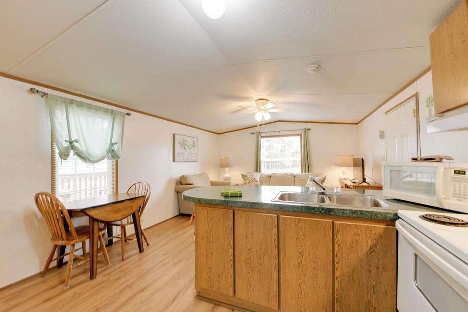 House (1 Bedroom) | Interior