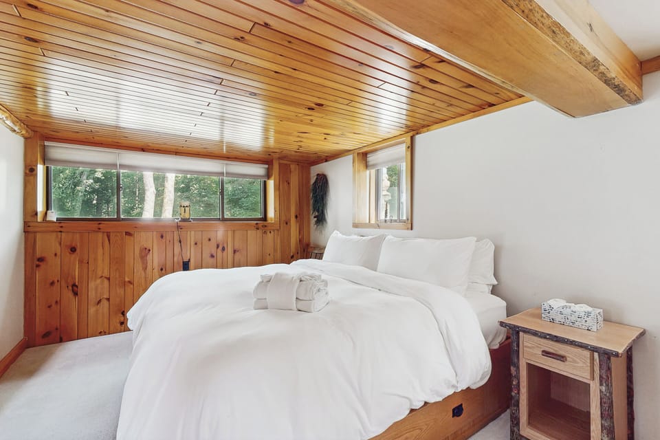 Mountain-view Cabin w/ Fireplace & Arcade Games Cottage in Bolton Landing