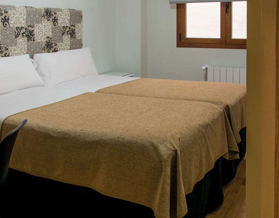 Pensión Laurel Self Check-in Bed and Breakfast in Logrono