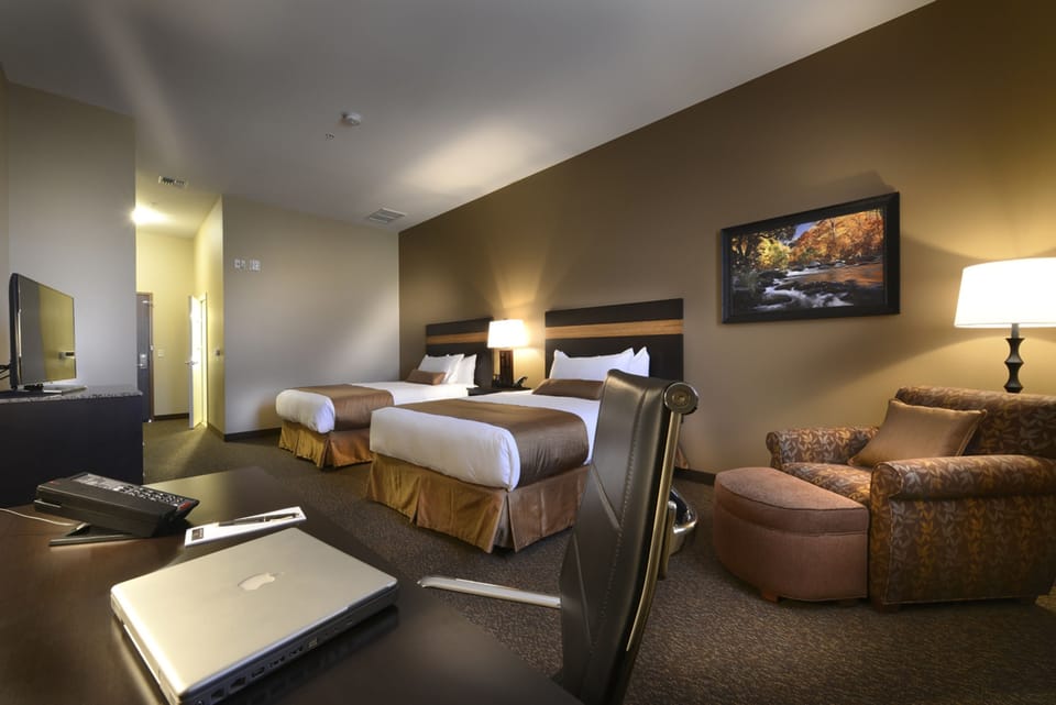 1 bedroom, premium bedding, in-room safe, individually decorated