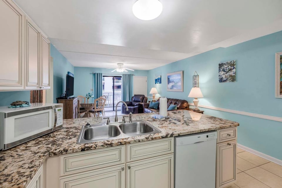 Condo, Multiple Beds (Sugar Beach 132) | Interior