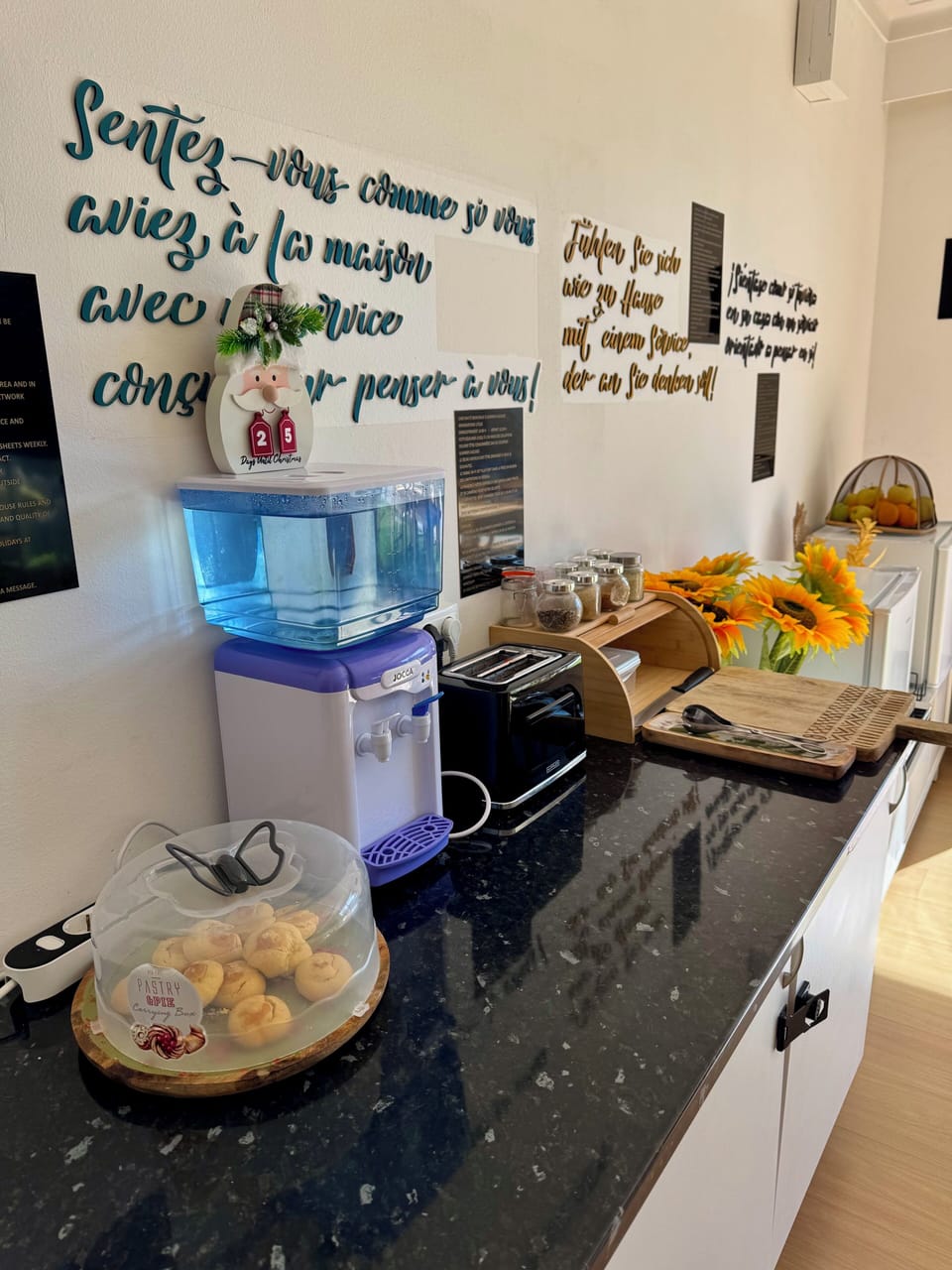 Free daily continental breakfast