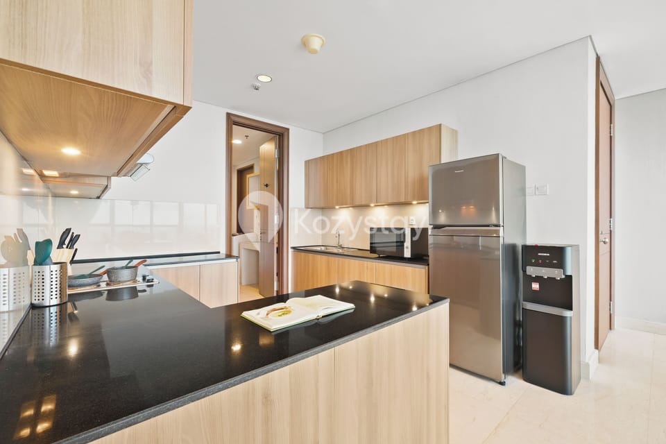 Apartment, 3 Bedrooms, City View | Private kitchen | Full-size fridge, microwave, stovetop, rice cooker