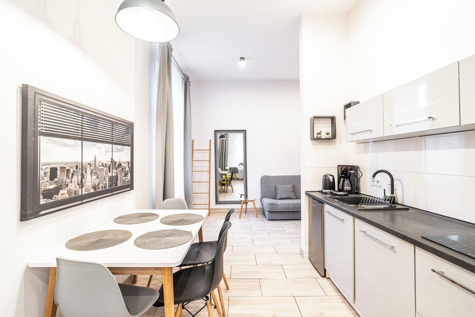 Apartment | Private kitchenette | Coffee/tea maker, electric kettle