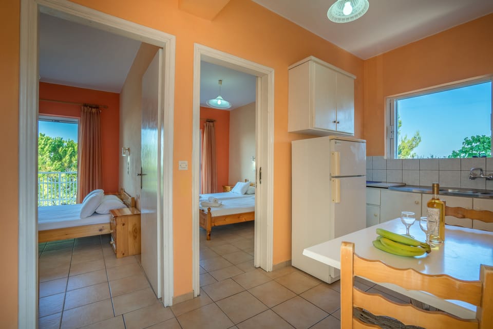 Apartment, 2 Bedrooms, Sea View | In-room safe, free cribs/infant beds, rollaway beds, free WiFi