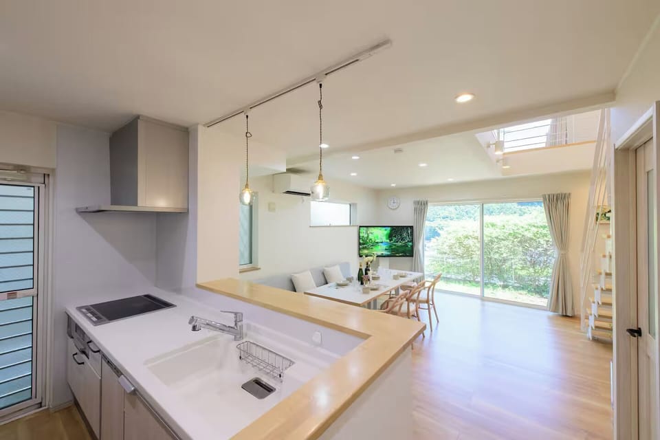 Full-size fridge, microwave, stovetop, electric kettle