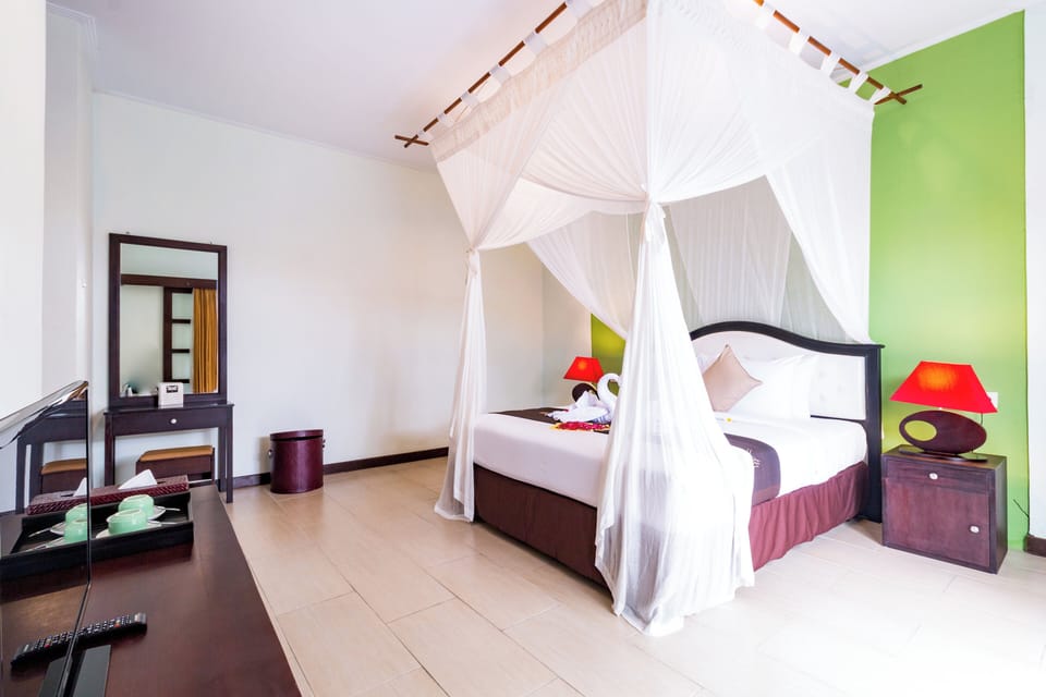 Villa with Private Pool | Soundproofing, iron/ironing board, free WiFi, bed sheets