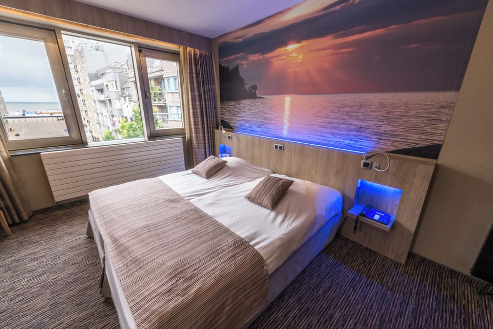Comfort Double Room | In-room safe, blackout drapes, soundproofing, iron/ironing board