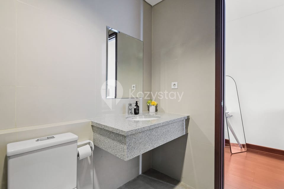 Fuyora by Kozystay - Taman Sari Apartment in Jakarta