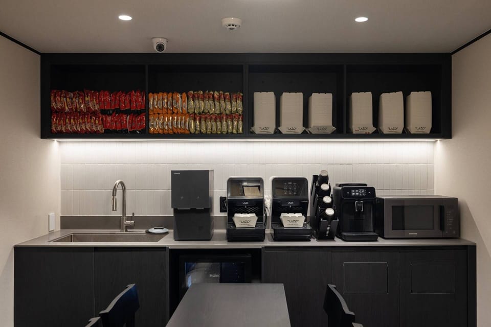 Tasting room