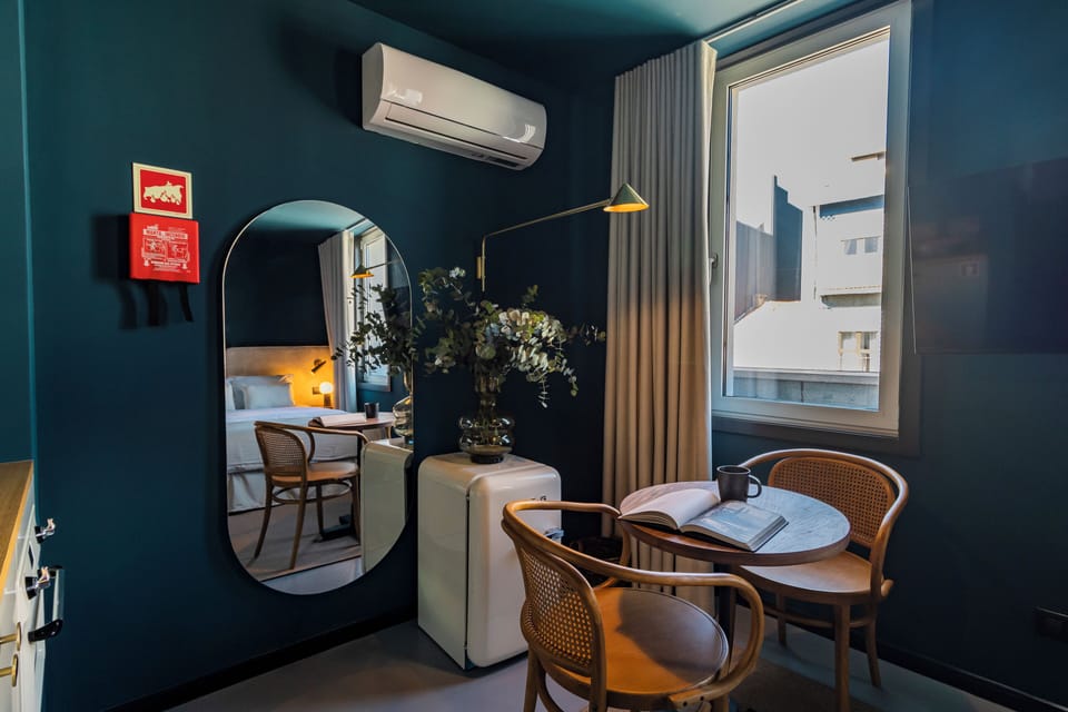 Studio | In-room dining