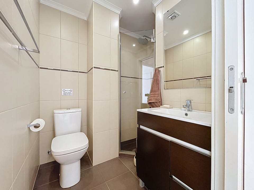Forum Delights Apartment by Atlantic Holiday Apartment in Funchal