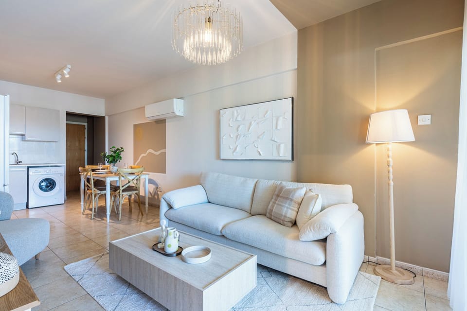 Apartment, 3 Bedrooms, City View, Poolside | Living room | 43-inch Smart TV with digital channels, Netflix, streaming services
