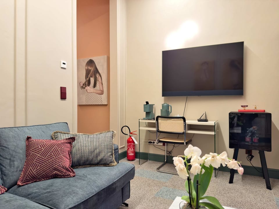 House | 1 bedroom, desk, Internet
