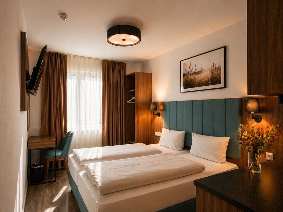Deluxe Double Room | Blackout drapes, soundproofing
