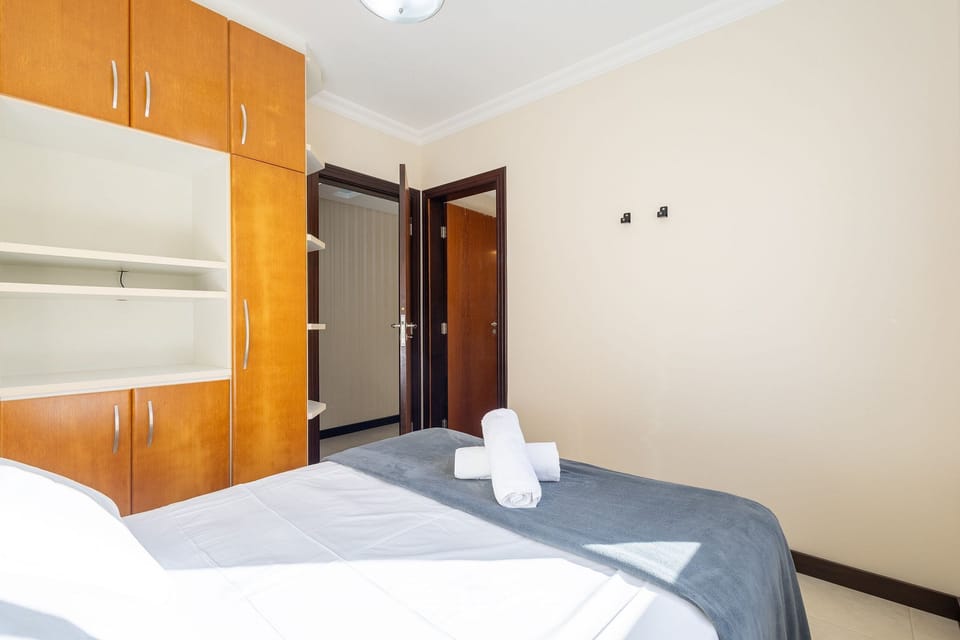 Basic Apartment | 4 bedrooms, free WiFi