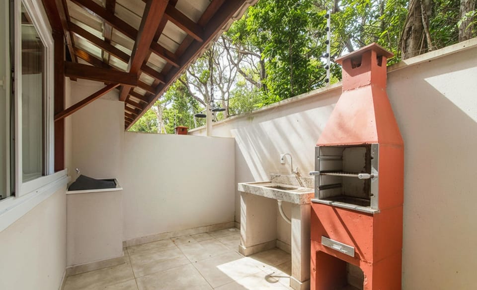 Basic Apartment | Terrace/patio