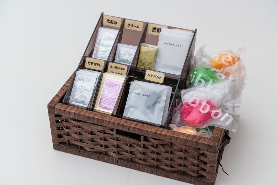 Bathroom amenities