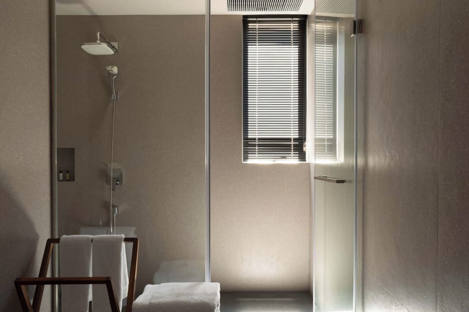 Standard Double Room, City View | Bathroom | Free toiletries, hair dryer, slippers, towels