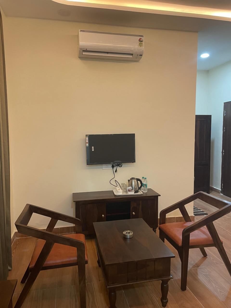 Deluxe Double Room, Garden View | Desk, WiFi (free)