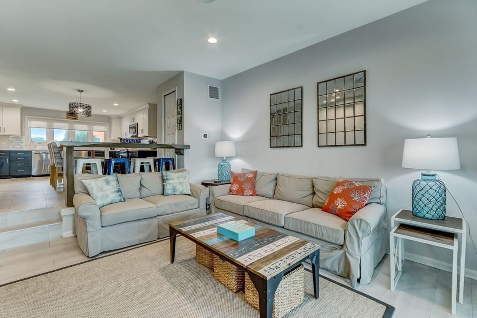 Townhome, 3 Bedrooms | Living area | Smart TV, DVD player
