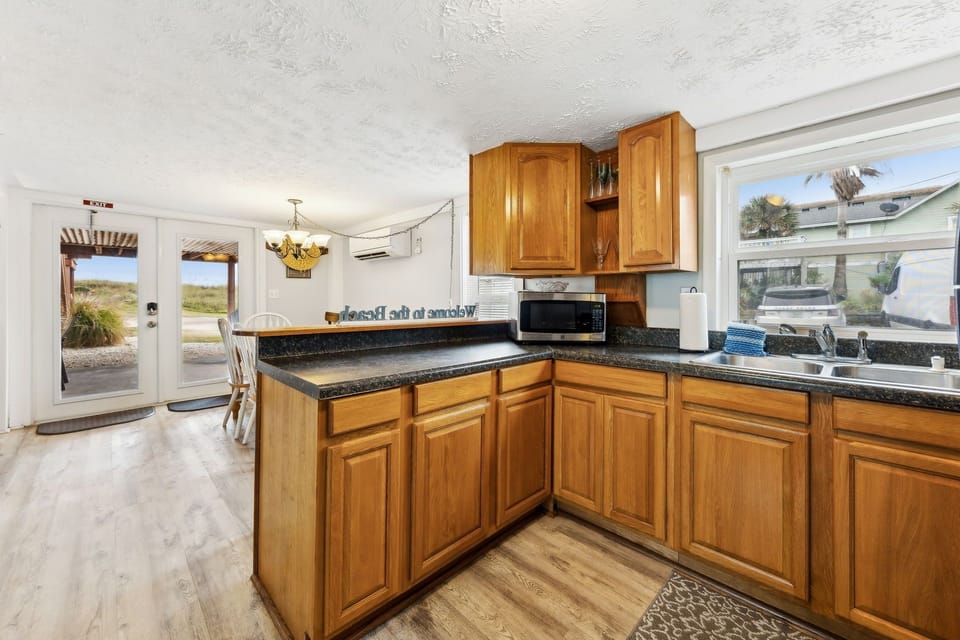 Duplex, 3 Bedrooms | Private kitchen | Fridge, oven, coffee/tea maker, toaster
