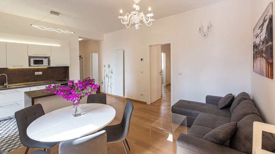 Apartment | Living area