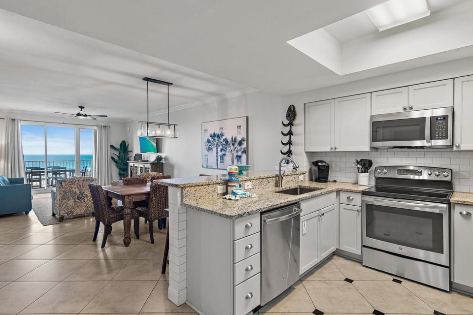 Condo, Multiple Beds (Ariel Dunes II 1609) | Private kitchen | Oven, toaster