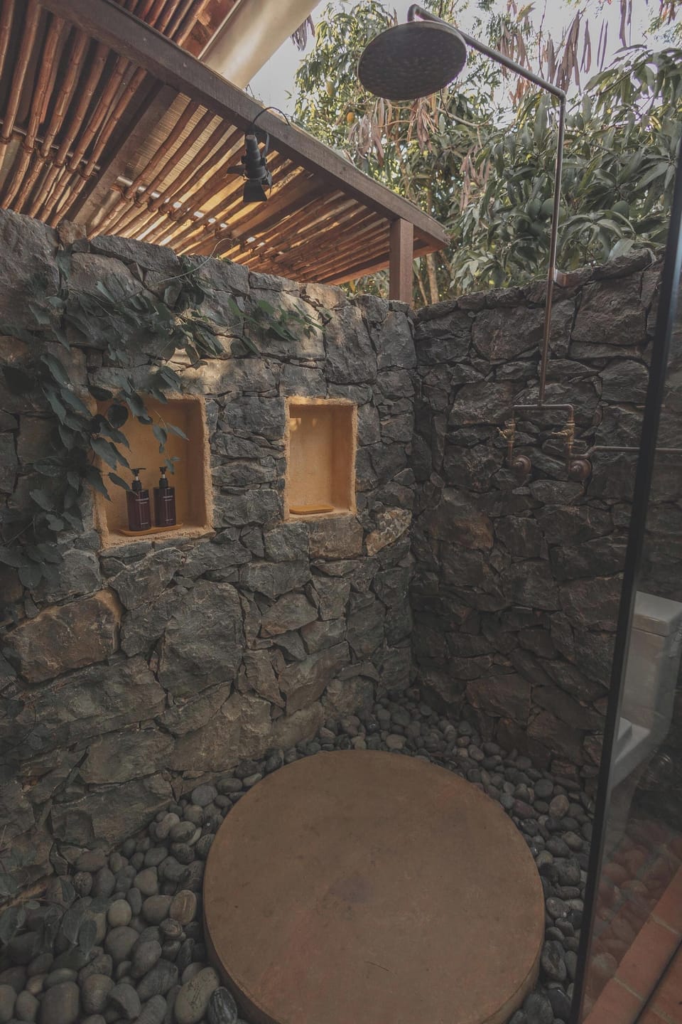 Family Cabin, Mountain View | Bathroom | Towels, soap, shampoo, toilet paper